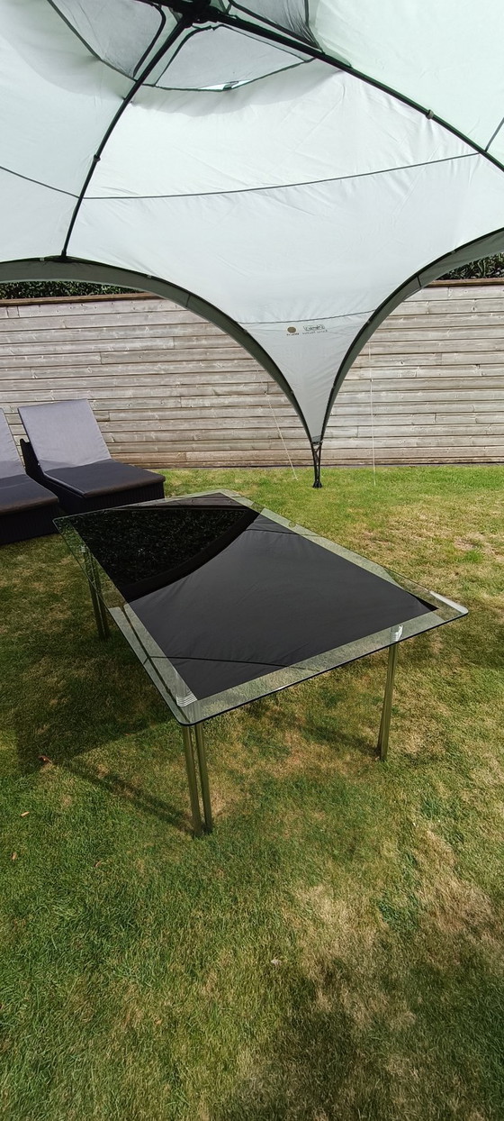 Image 1 of Space age eettafel donker glas