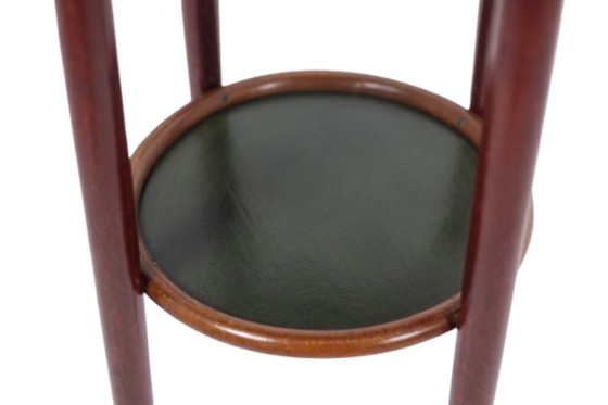 Thonet. Pair of two-tiered pedestal tables in stained beech. 1900s. – Side tables, Other (photo 7 of 18)