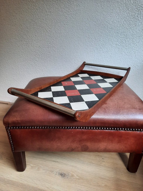 Plateau vintage Art Déco en bois orné d'un motif en losanges incrustés de pierres. – Accessoires de table (photo 3 of 6)