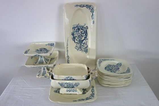 Image 1 of 2 Clairefontaine Earthenware dinner plates, Renaissance style, 19th century