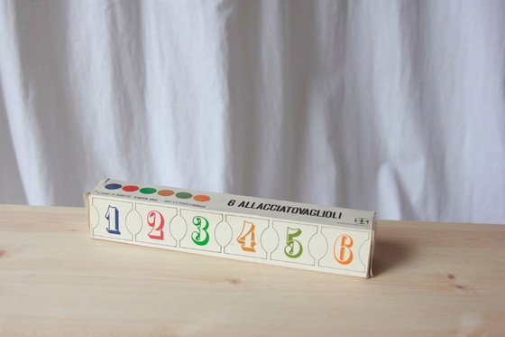 Image 1 of Guzzini Fratelli 6 Allacciatovaglioli Servilleteros