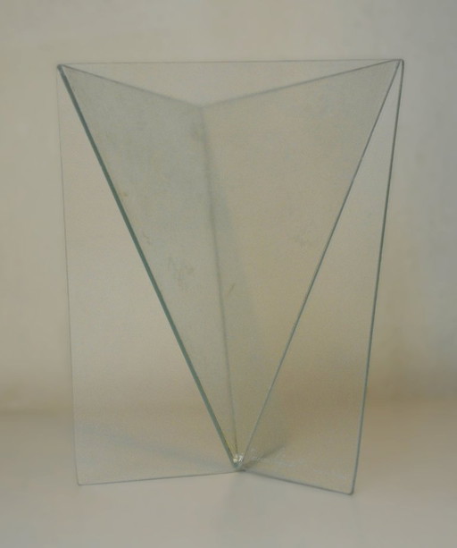 "Delta-Vase", Mart van Schijndel, 1981, Plexiglas, Hollande