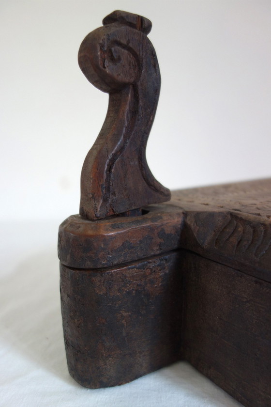 Image 1 of Boîte à Épices Sculptée à la Main, 19ème Siècle, Inde