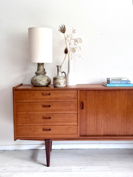 Image 1 of Credenza/cassettiera vintage anni '60 in teak