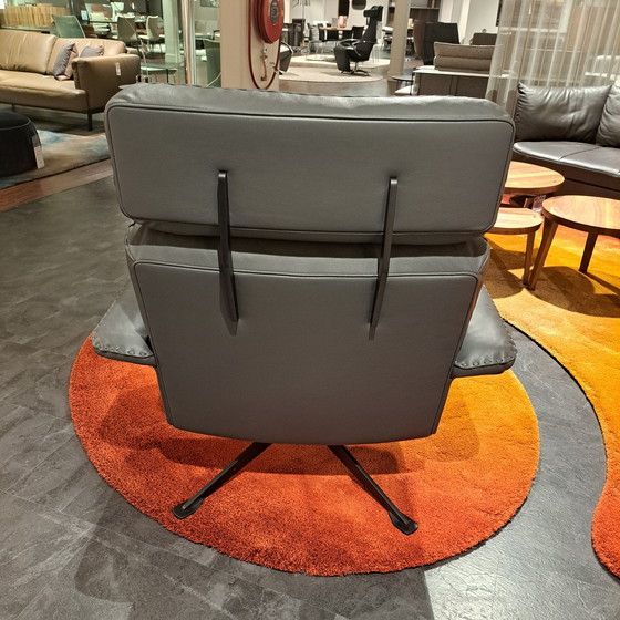 Image 1 of Sillón de Sede DS-31 con otomana