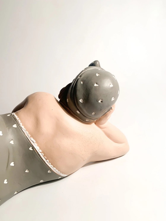 Sculpture de femme allongée attribuée à L'Acquilone, années 2000 (photo 10 of 11)