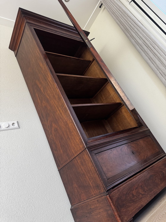 Image 1 of Vetrina antica in legno