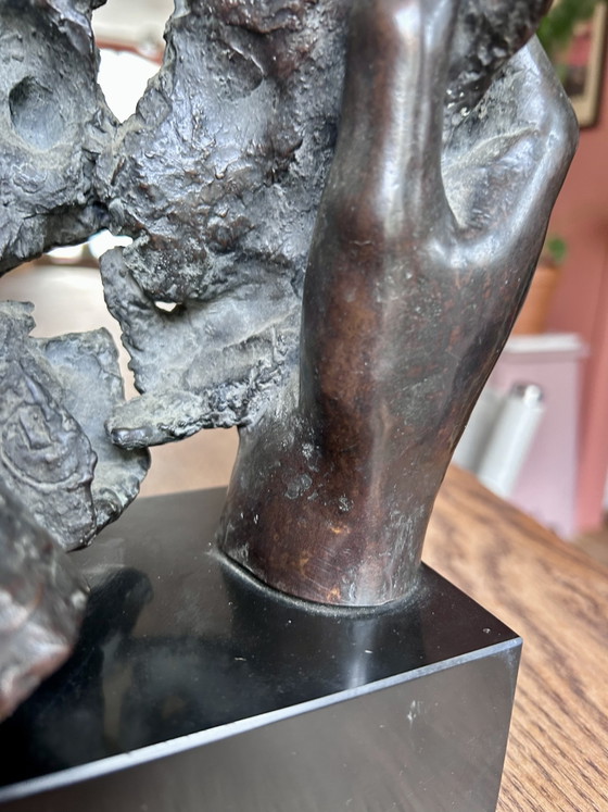 Image 1 of Betty Wachsstock – Sculpture originale en bronze | Héritage familial