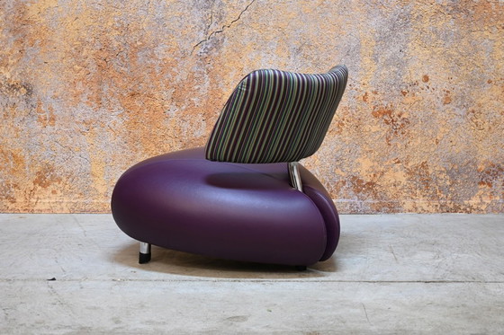 Image 1 of Leolux Pallone designfauteuil combi paars leer met fraaie gestreepte stof