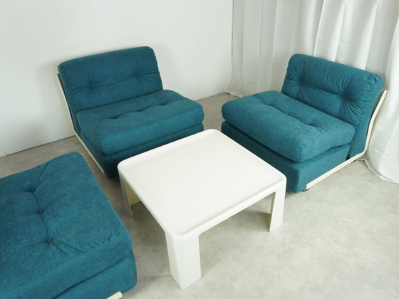 Image 1 of Ensemble fauteuil et table basse Amanta de Mario Bellini, design vintage années 60