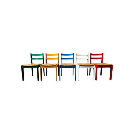 Set of 5 oak chairs