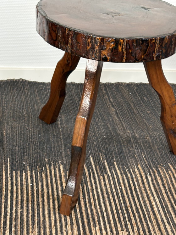 Image 1 of  Vintage gelakt houten tripod krukje made in France h35cm