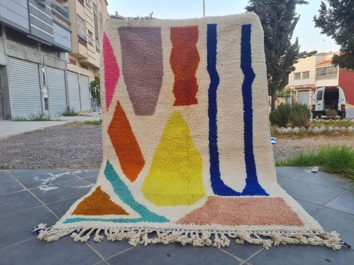 Moroccan wool rug 250cm x 150cm
