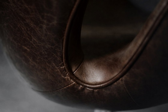 Image 1 of Poltrona Swan in pelle marrone danese vintage di metà secolo, realizzata da Arne Jacobsen per Fritz Hansen, 1958