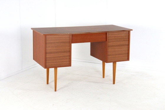 Mid Century Vintage Bureau / Buro Mid Century Modern – Wood (photo 19 of 20)