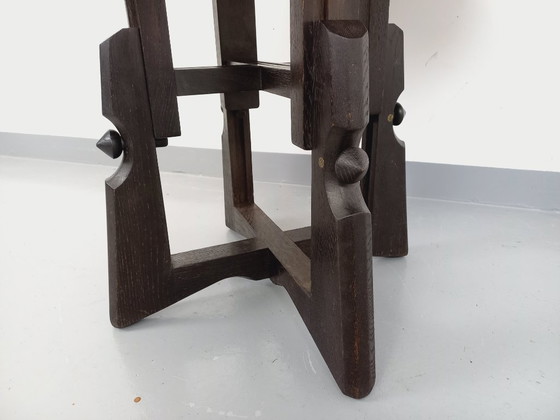 Image 1 of Table basse ronde modulable en table à manger “monte et baisse” vintage Guillerme et Chambron en chêne massif et céramique