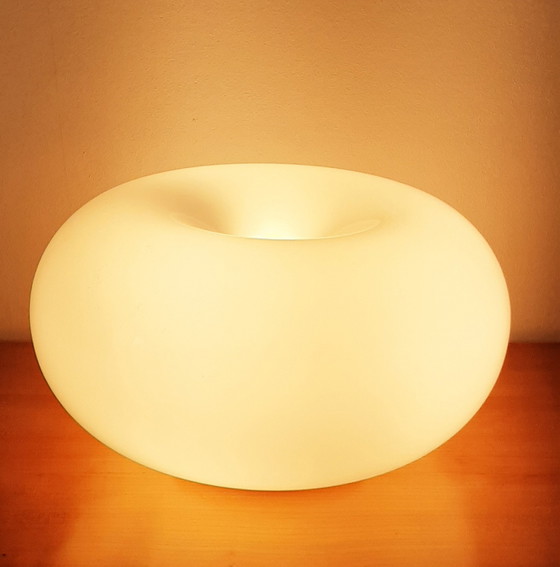 Image 1 of Tafellamp van opalineglas