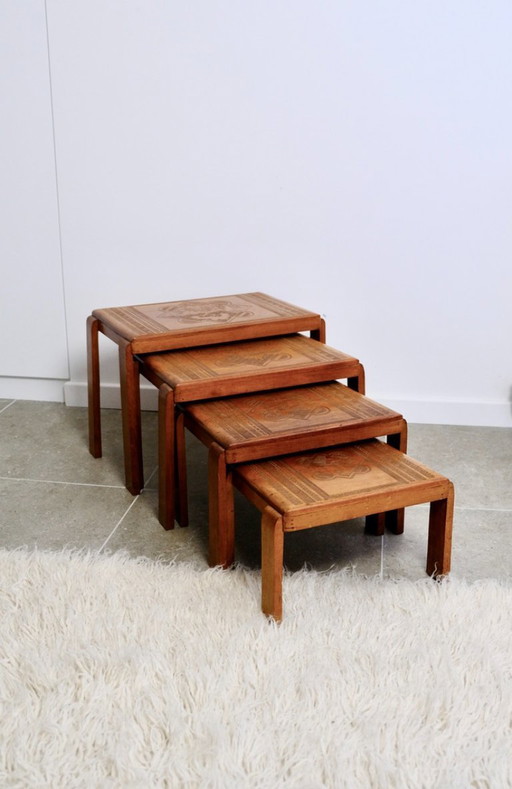 Set of Nesting Tables from the 1940s – bijzettafels, Wood