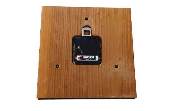 Image 1 of Horloge murale vintage Weimar de la RDA