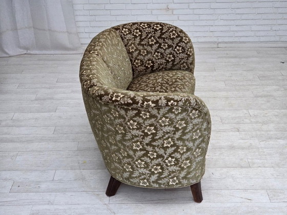 Image 1 of Sofá danés de 2 plazas, curvado, años 60, terciopelo verde, madera de haya.