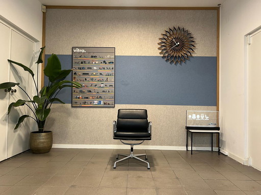 Vitra | Eames | EA208 | Zwart leder | 1x