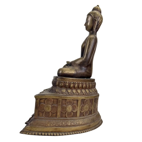 Buddha Himalayano in Bronzo Qualità Museo con Occhi d'Argento – XVI–XVII Secolo – 49.5 cm – Sculture, Bronze (photo 6 of 10)
