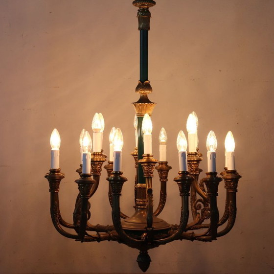Chandelier in Gilded Bronze and Green Lacquered Metal 18 Bulbs, Italy Early 20th Century (photo 4 of 18)