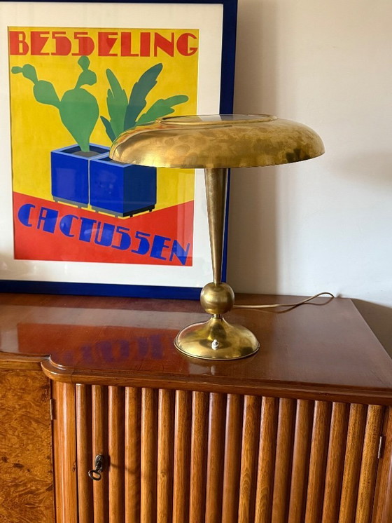 Image 1 of Oscar Torlasco, model 143 messing tafel-/bureaulamp, Prod. Lumi, Italië jaren 50