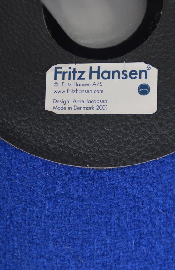 Image 1 of Silla Egg diseñada por Arne Jacobsen para Fritz Hansen