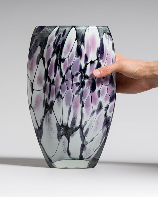 Grand vase en verre d'art de Murano 1980 - Soufflé à la main - Violet Noir Blanc Postmoderne Italien