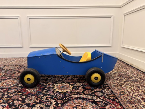 Postmodern Pedal Car by Christophe Gilet for Vilac – Decorative Objects, Metal, Plastic (photo 4 of 10)