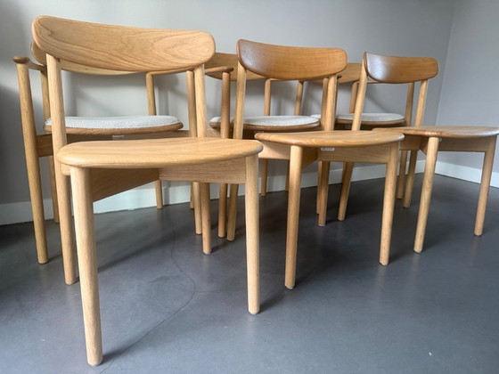 6 Bolia Merge eetkamerstoelen: 3 gestoffeerd, 3 eikenhout – Textile, Wood (photo 7 of 7)