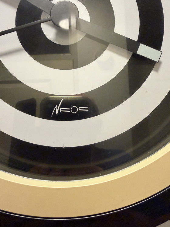 Image 1 of Memphis design Neos van Lorenz Klok