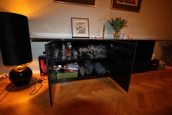 Image 1 of Giorgetti magnifique ensemble de salle à manger design italien. 8 chaises, table à manger et buffet/coiffeuse