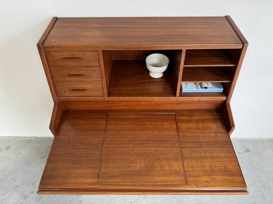 Image 1 of Secrétaire vintage danois avec miroir