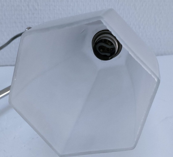 Image 1 of Lámpara Art Déco, metal cromado, cristal opalino.