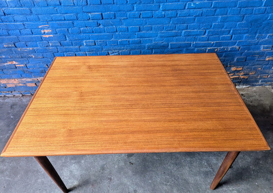 Image 1 of Table de salle à manger extensible en teck d'origine danoise