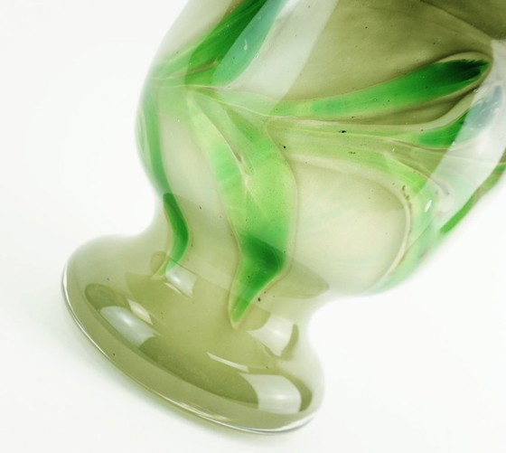 Image 1 of Vintage glazen vaas van Erwin Eisch, in verschillende tinten groen en helder glas.