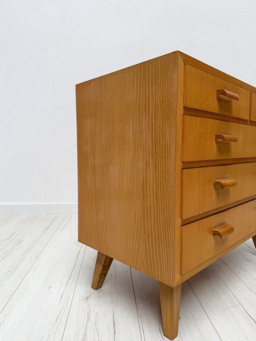 Vintage-Kommode aus Eiche im Mid-Century-Modern-Stil, skandinavisches Design, 1960er Jahre