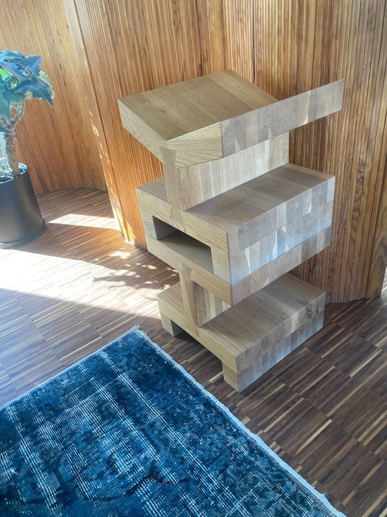 Image 1 of 2 rari tavolini laterali quadrati di piccole dimensioni della Gelderland – in rovere massello, design di Roderick Vos