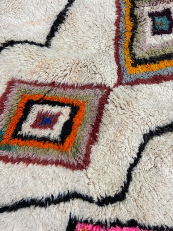 Image 1 of Large Moroccan Beni M’rirt Rug 250 x 330 cm – Luxury Handmade Wool Berber Carpet, Cream Geometric Tribal Design