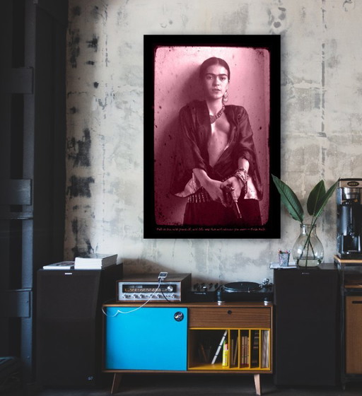 Frida Kahlo - Pittrice e icona femminista - poster 60x90 cm