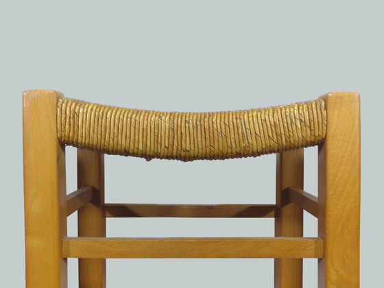 Image 1 of Suite van 3 vintage brutalistische krukjes in hout en stro, Pierre Gautier-Delaye voor Vergnères 1960
