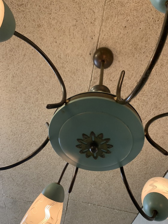 Image 1 of Vintage kroonluchter jaren vijftig ook wel Spider hanglamp genoemd.