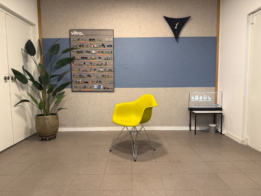 Vitra | Eames | DAR | Amarillo mostaza + cromo | 2 piezas