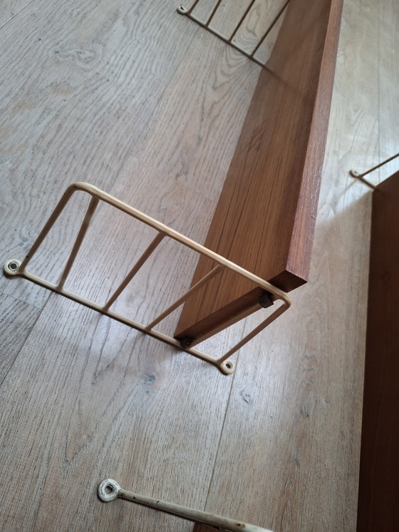 Image 1 of Nisse String wall unit