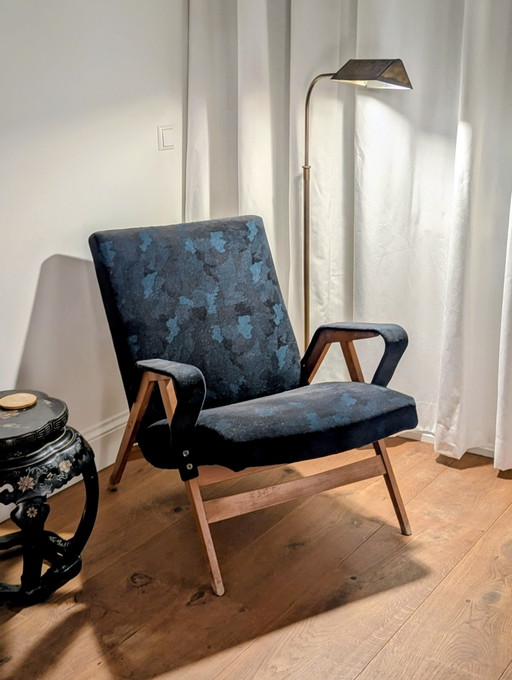 2x fauteuils Frantisek Jirac – Tatra Nábytok, Wool