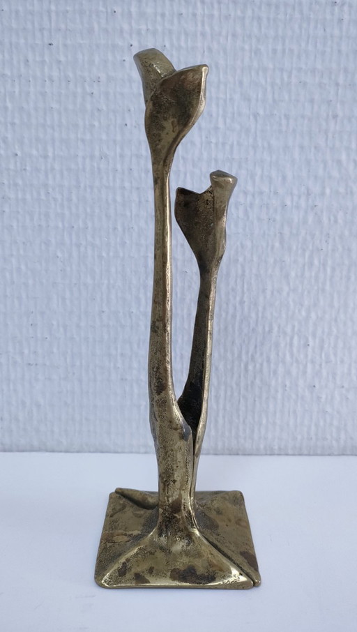 bronze pen-holder with foliage decoration