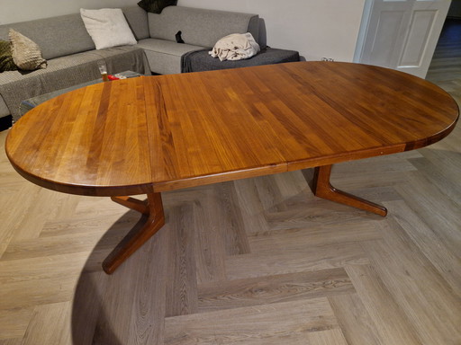 Table de salle à manger extensible en teck Glostrup