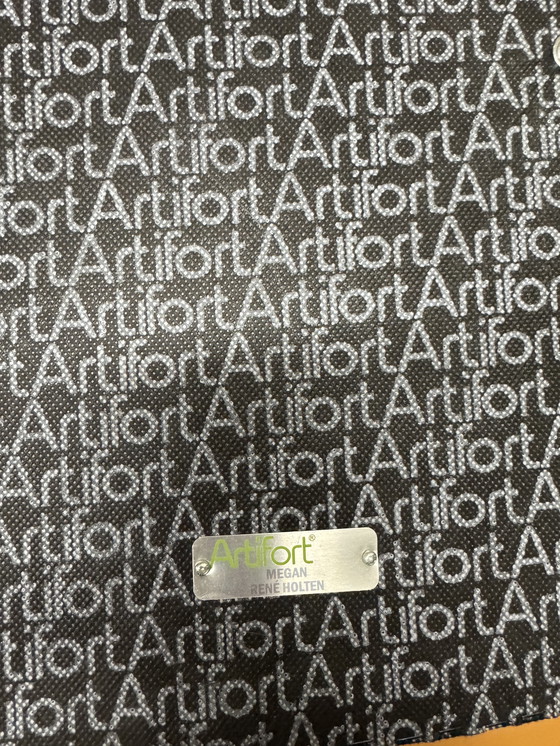 Image 1 of 2x Artifort Megan